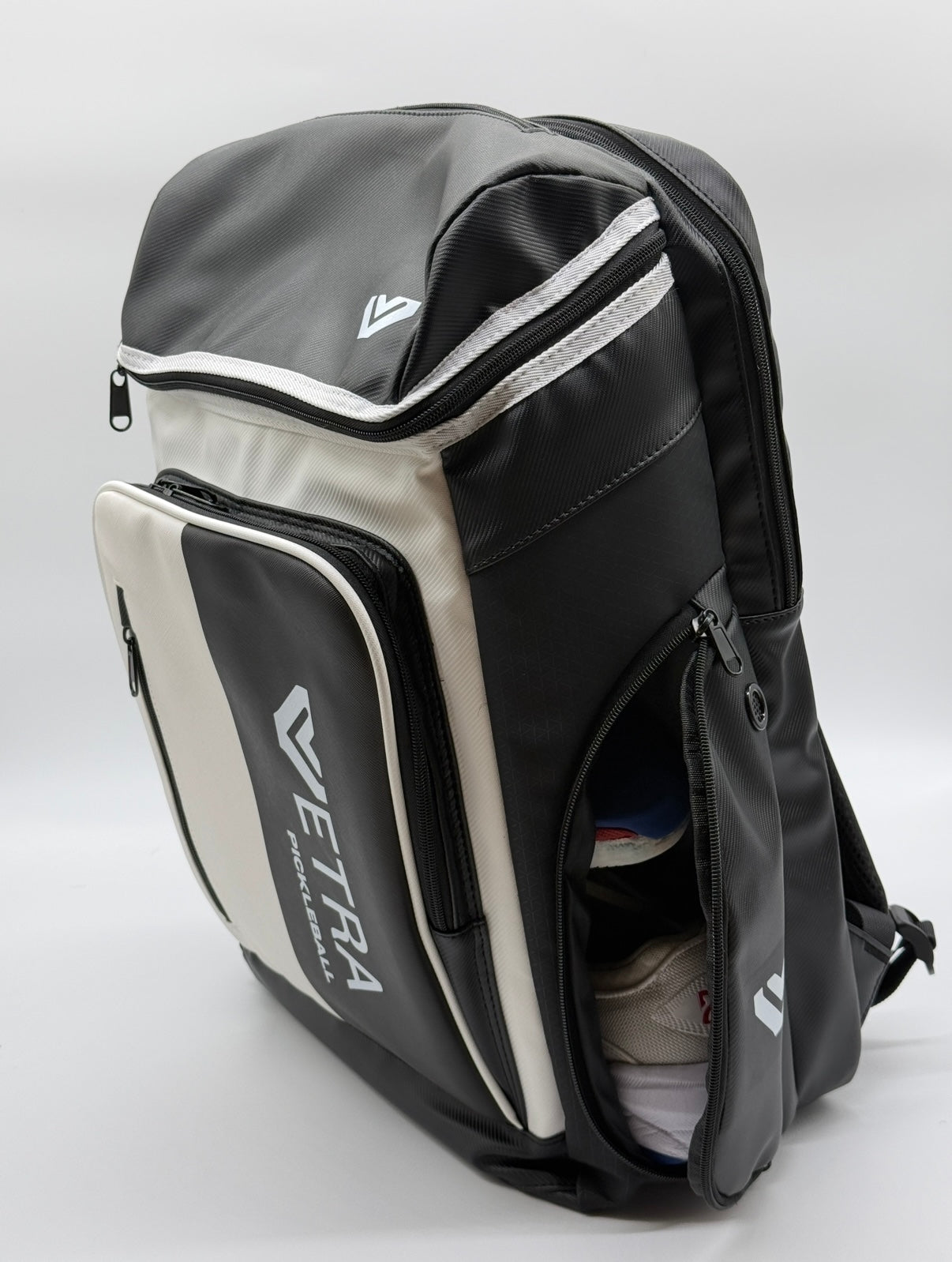 Vetra Essential Backpack