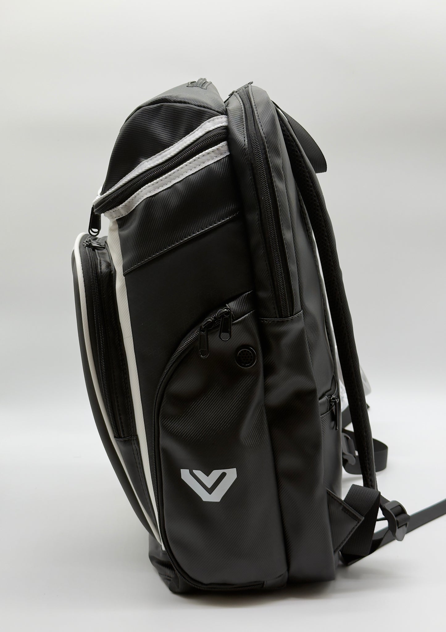 Vetra Essential Backpack